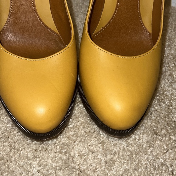 NWOT FENDI Oxblood Leather Pumps w Striped Stack Heel - Picture 8 of 8